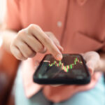 Tren Social Trading yang Semakin Populer di Kalangan Trader Pemula