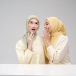Mengusung Konsep Timeless Fashion, napocut Ungkap Rahasia Hijab Paris Tetap Tegak Paripurna Hingga 100x Cuci