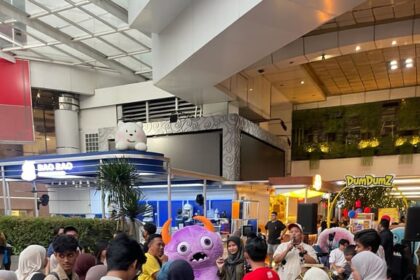 Dumdumz Bag Charm Sukses Ramaikan Pasaraya Blok M, Hadirkan Pengalaman Interaktif yang Tarik Antusiasme Ratusan Pengunjung